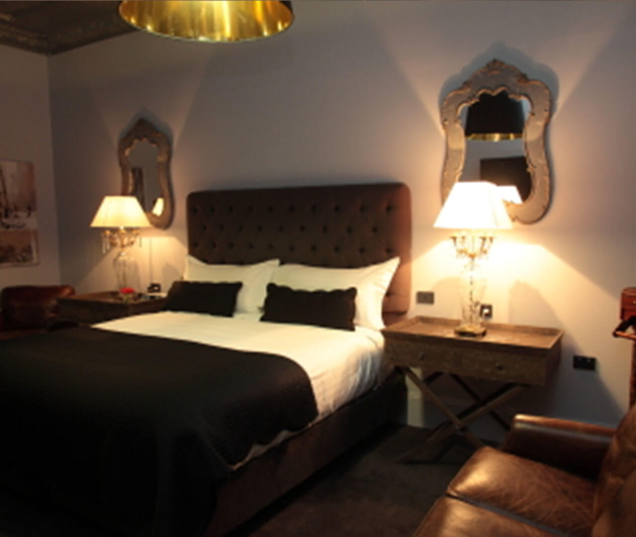 Pub-Cottage-Queen-Room-11